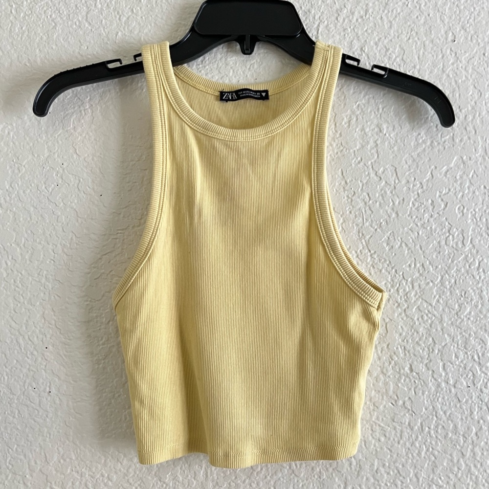 ZARA pastel yellow crop top. Very comfortable and great staple piece!